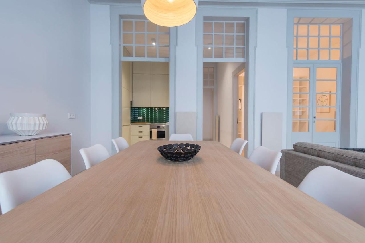 Lovelystay - Charming 3 Bedroom Wonder Downtown Apartment Lisbon