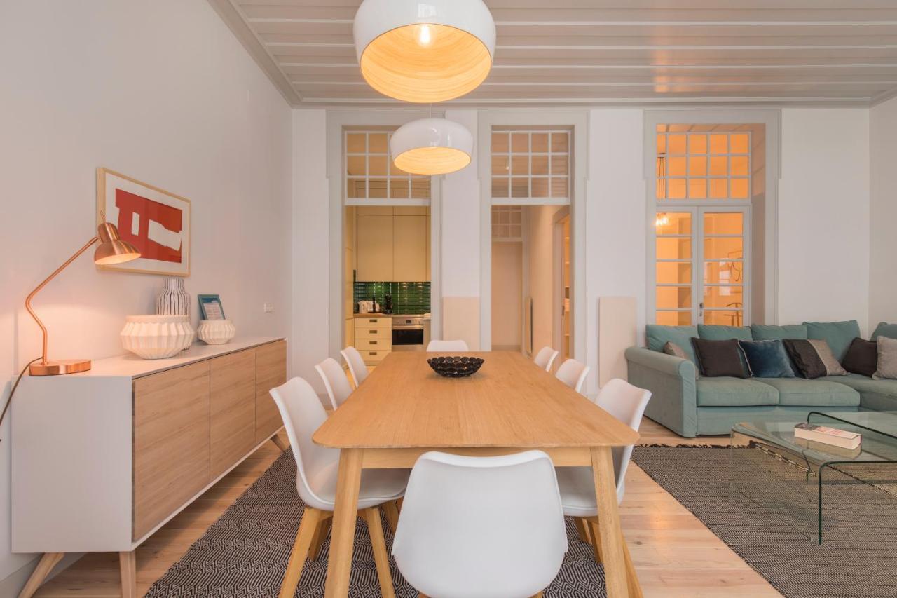 Lovelystay - Charming 3 Bedroom Wonder Downtown Lisbon